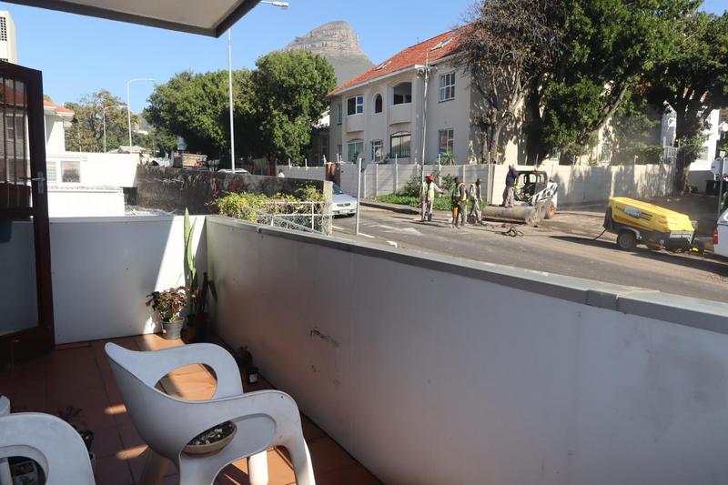 To Let 2 Bedroom Property for Rent in Tamboerskloof Western Cape